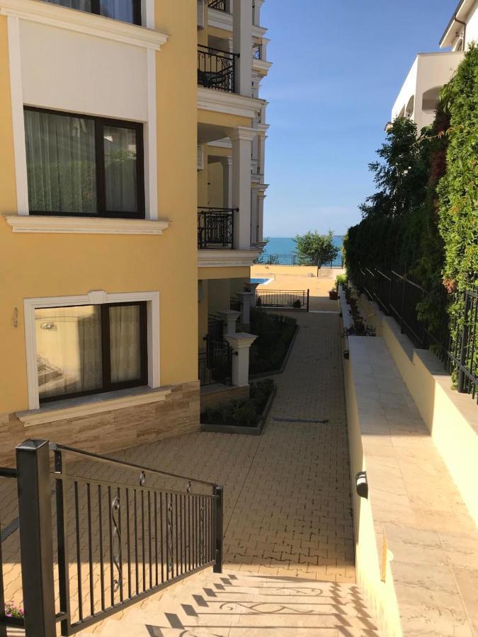 Horizon Katrina Apartments - Sea Line & Beach Access Свети Влас Екстериор снимка