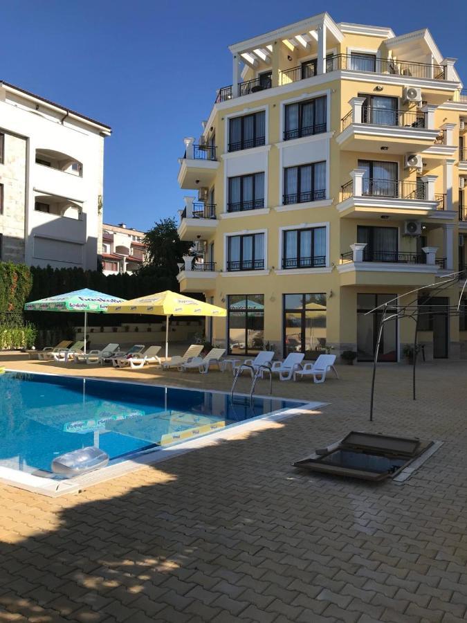Horizon Katrina Apartments - Sea Line & Beach Access Свети Влас Екстериор снимка