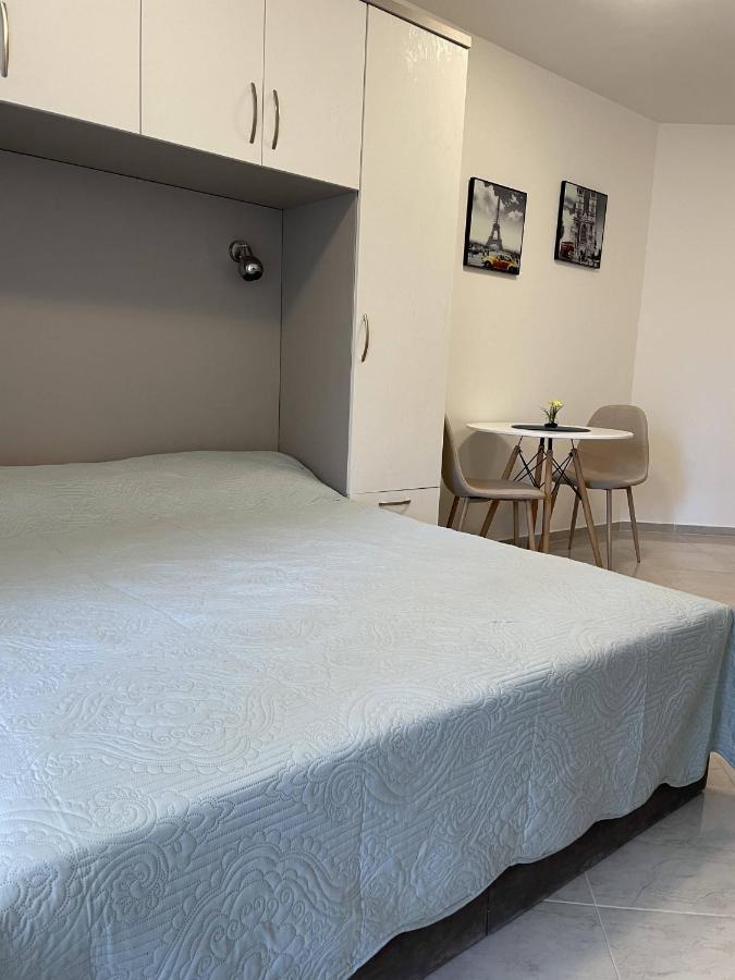 Horizon Katrina Apartments - Sea Line & Beach Access Свети Влас Екстериор снимка