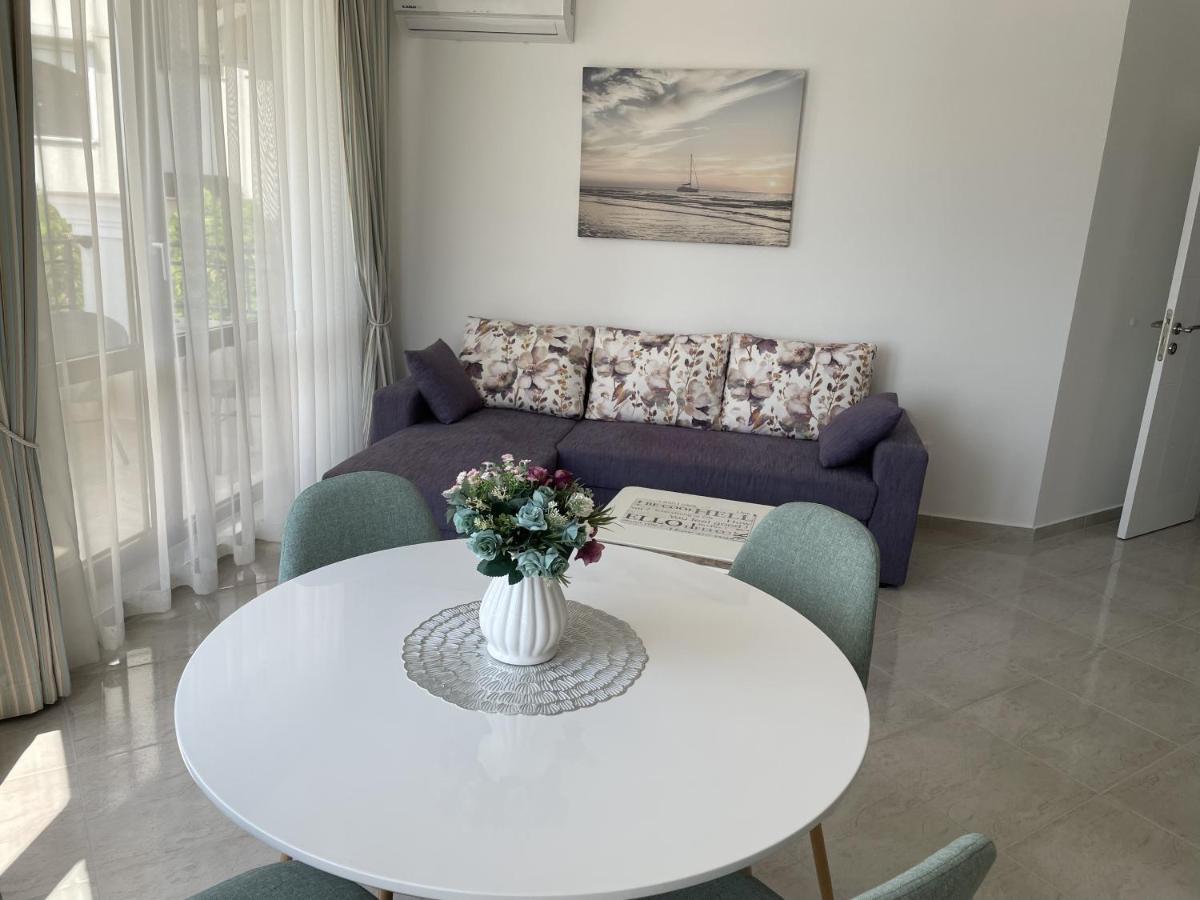 Horizon Katrina Apartments - Sea Line & Beach Access Свети Влас Екстериор снимка